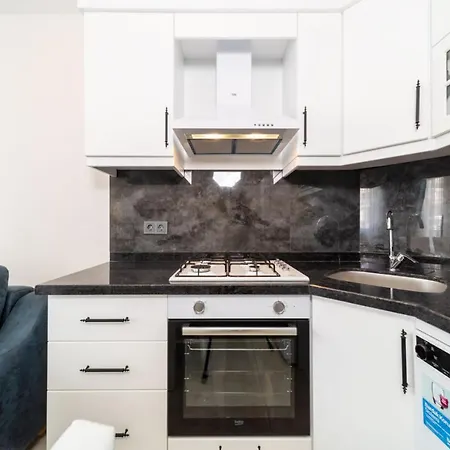 Apartamento Pleasant Flat Within 5 Min To The Beach With Balcony In Alanya