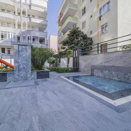 Apartamento Pleasant Flat Within 5 Min To The Beach With Balcony In